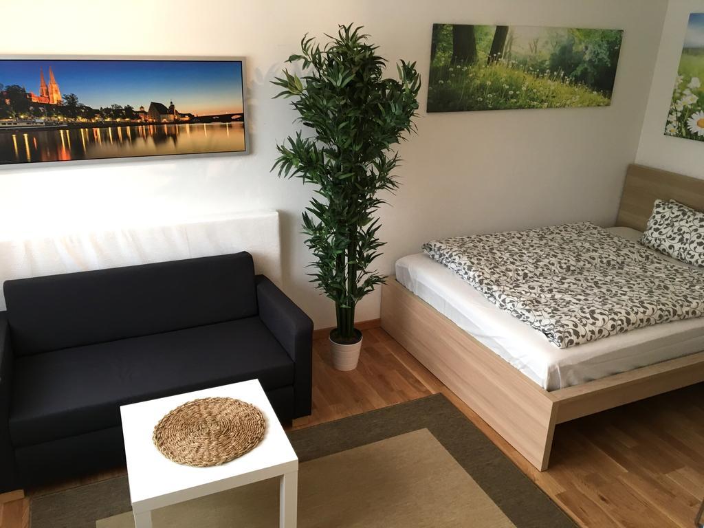 Apartment Flowerside เรเกนส์บวร์ก ภายนอก รูปภาพ